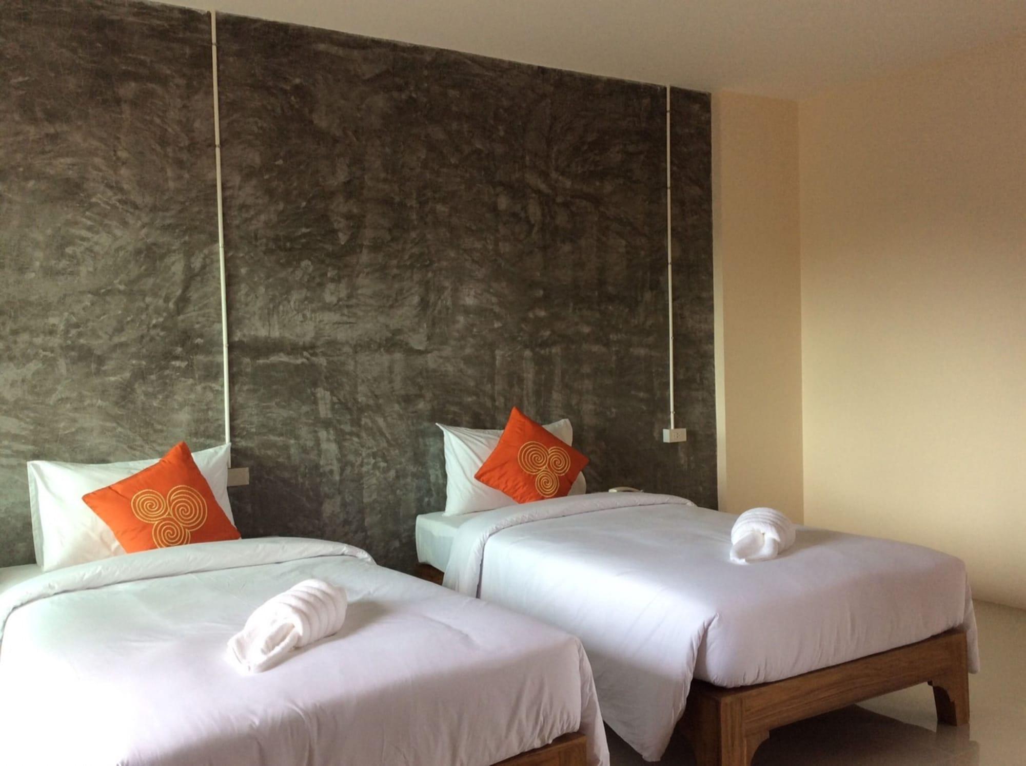 Srisuksant Urban Hotel Ban Nua Khlong Exterior photo