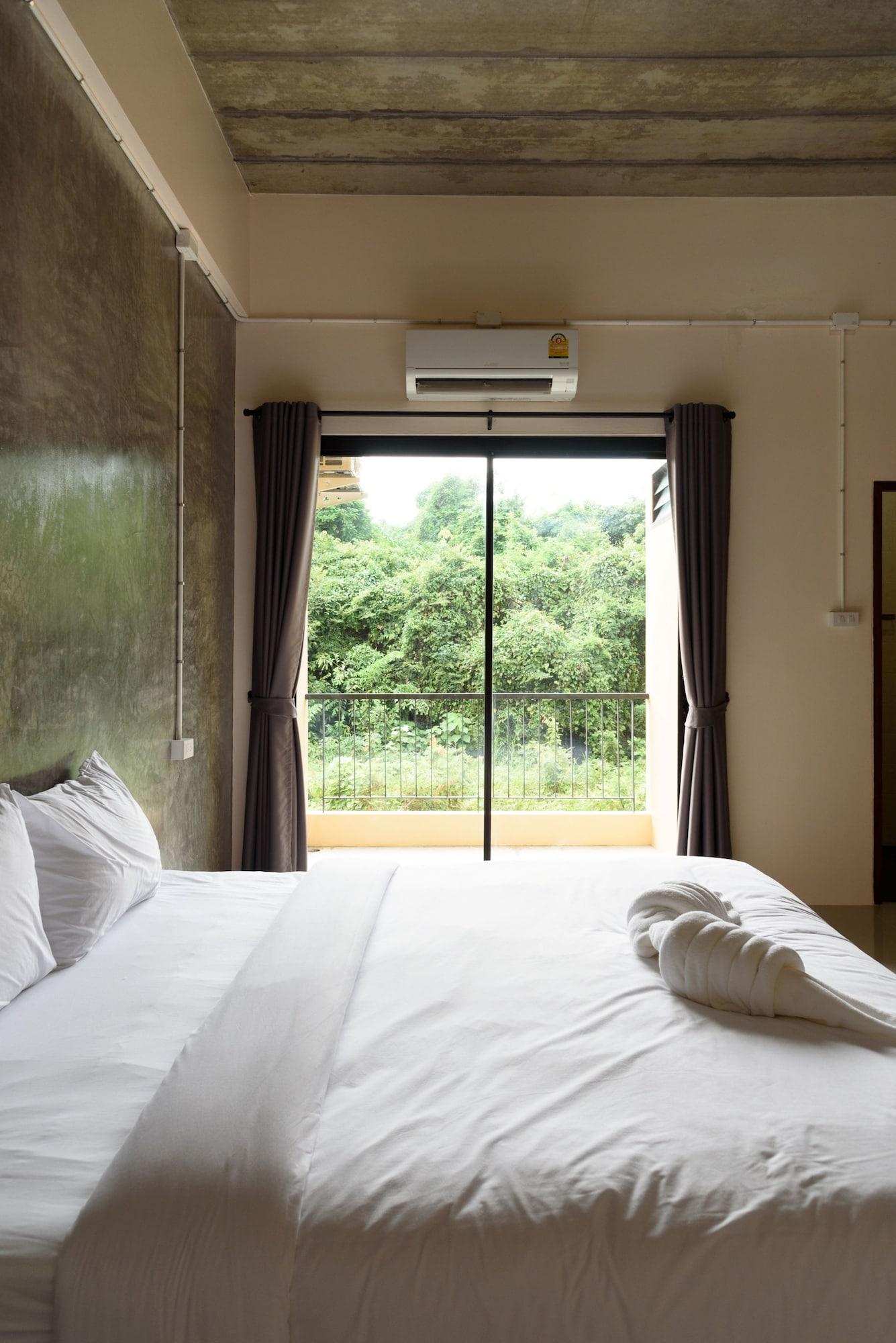 Srisuksant Urban Hotel Ban Nua Khlong Exterior photo