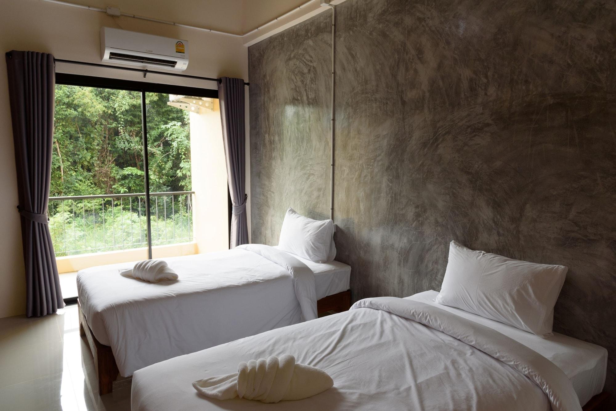 Srisuksant Urban Hotel Ban Nua Khlong Exterior photo