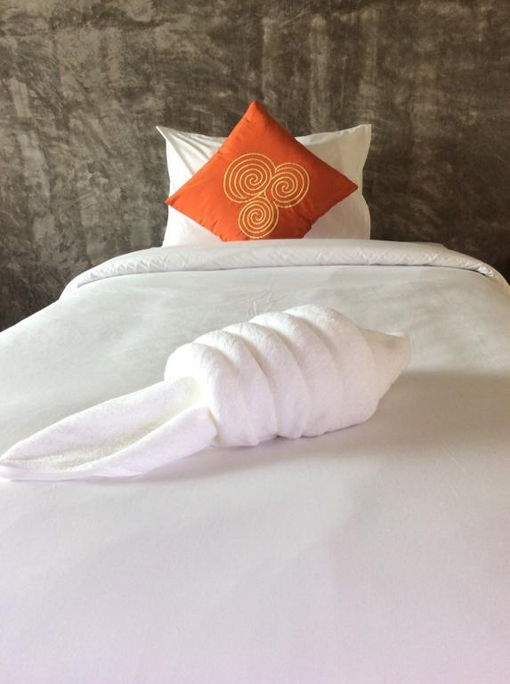 Srisuksant Urban Hotel Ban Nua Khlong Exterior photo