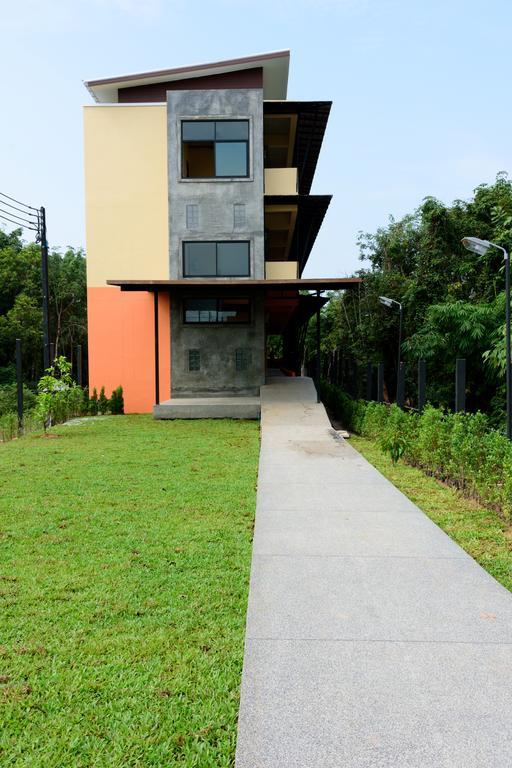 Srisuksant Urban Hotel Ban Nua Khlong Exterior photo